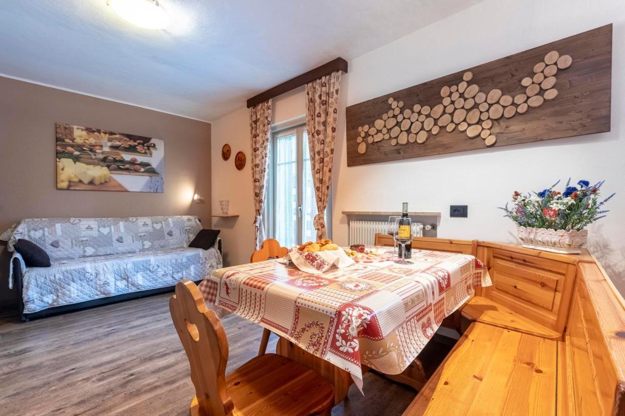 Appartamenti Residence La Roggia Pozza di Fassa Kültér fotó