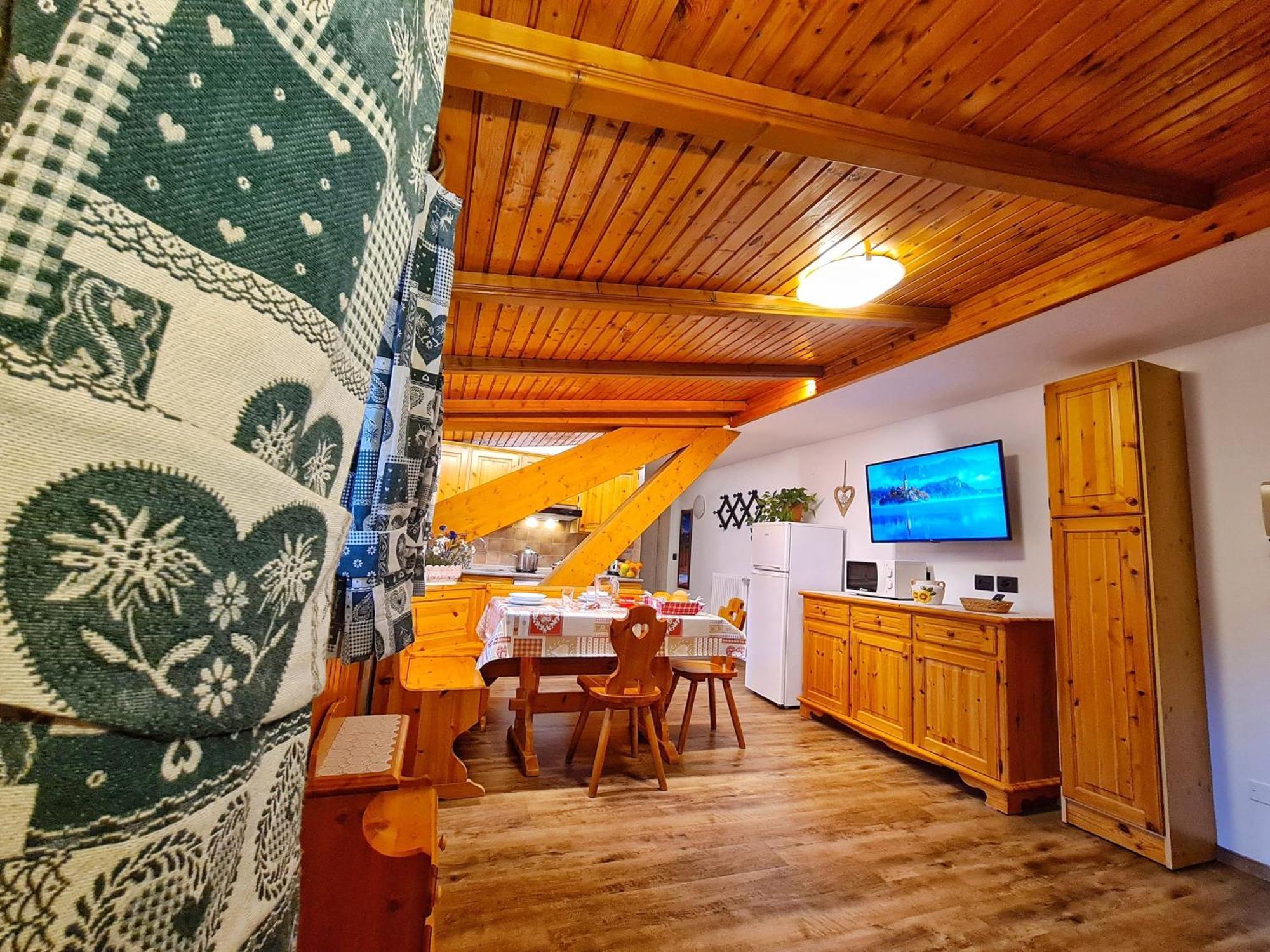 Appartamenti Residence La Roggia Pozza di Fassa Szoba fotó